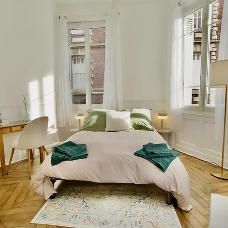 Le 38 F2 De Charme Renove Proche Vieux-marche Апартаменты