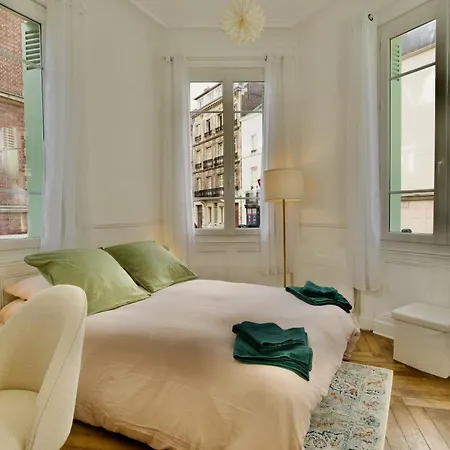 Le 38 F2 De Charme Renove Proche Vieux-marche Апартаменты *