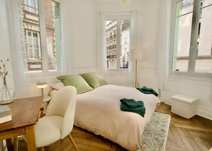 Le 38 F2 De Charme Renove Proche Vieux-marche