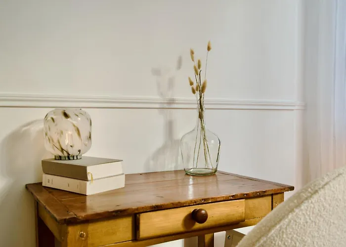 Апартаменты Le 38 F2 De Charme Renove Proche Vieux-marche *